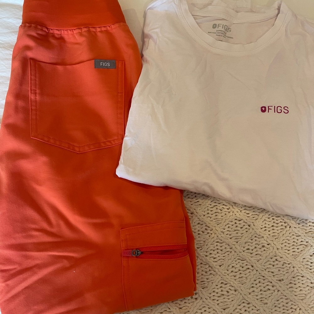 I AM A NURSE Longsleeve & Sunset Orange Zamora High Waisted Scrub Pants